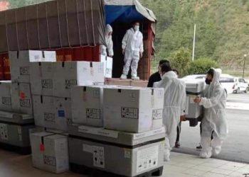 Bhutan sends vaccine to her Himalayan neighbour