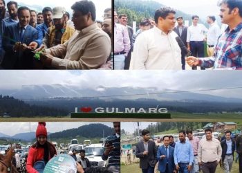 Secretary Tourism Department of J & K inaugurated a prepaid pony tracking counter at Gulmarg