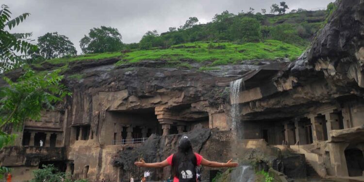 Ajantha and Elora caves have thousands of tourists