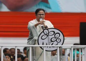 I want the execution of the rapist within 10 days next week : Mamta Banerjee