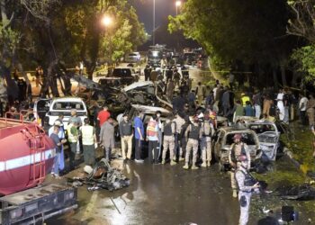 Two Chinese has killed explosion near international airport of Karachi
