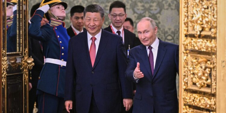 Xi calls on China, Russia to maintain strategic resolve, coordination