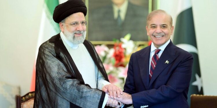 PM of Pakistan condemn of US attacks on telephone conversation with Iran’ President