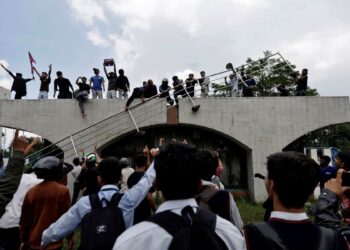 Fourteen died in protest against the social media shutdown in Nepal