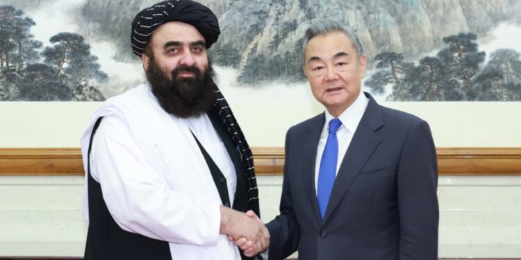 Disputes of Afghanistan and Pakistan should resolved through dialogue : Wang Yi