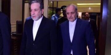 Iranian FM Araghchi Makes Brief Islamabad Stopover After Oman Talks