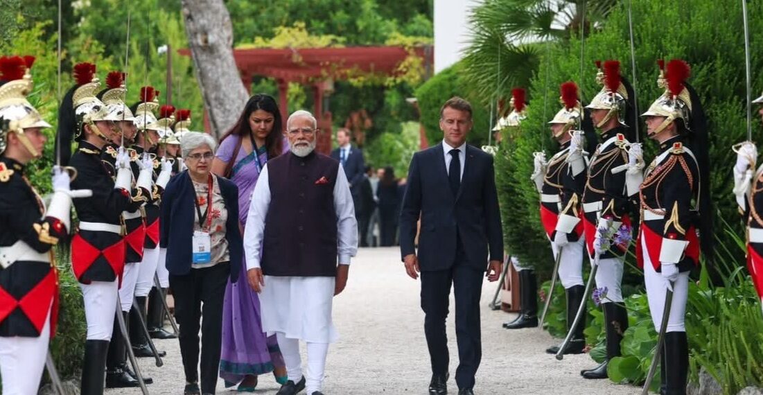 Indian PM Modi Meets French President Macron in France