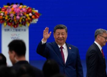 Xi Jinping Calls for Open-Source AI, Global Cooperation